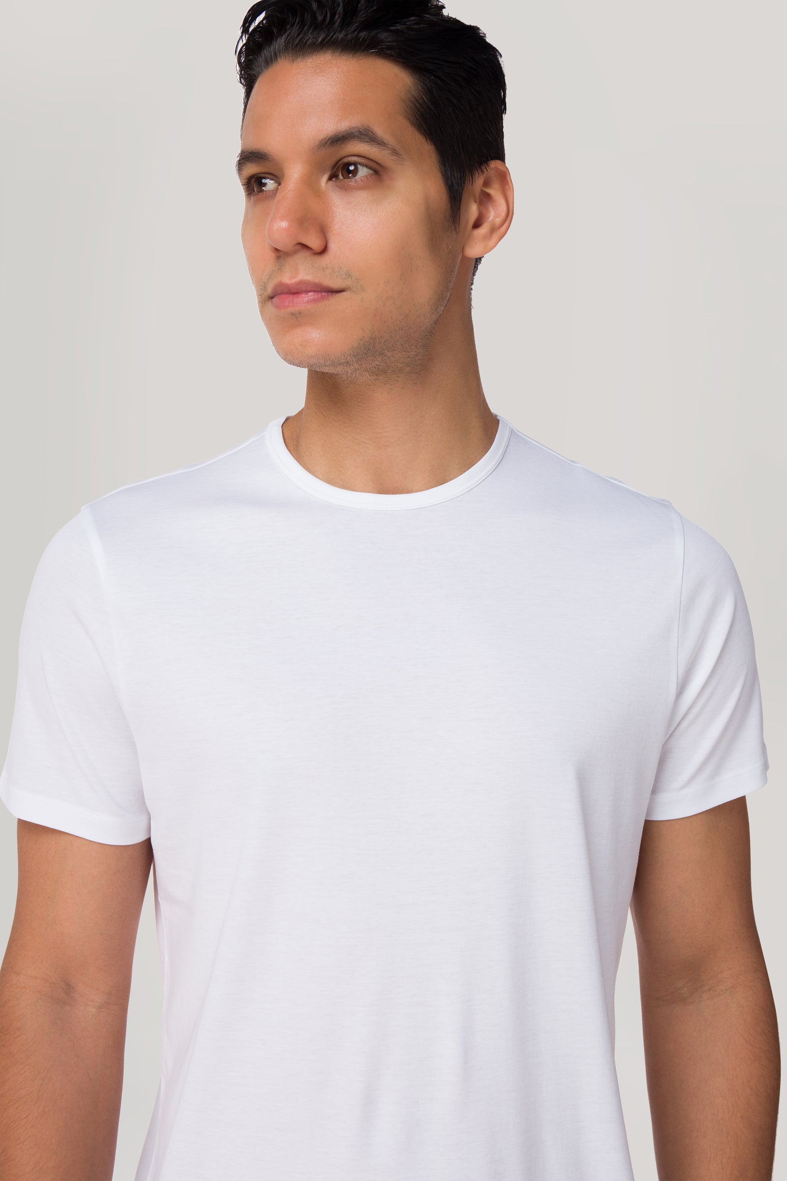 Men Essential Short Sleeve Undershirt
